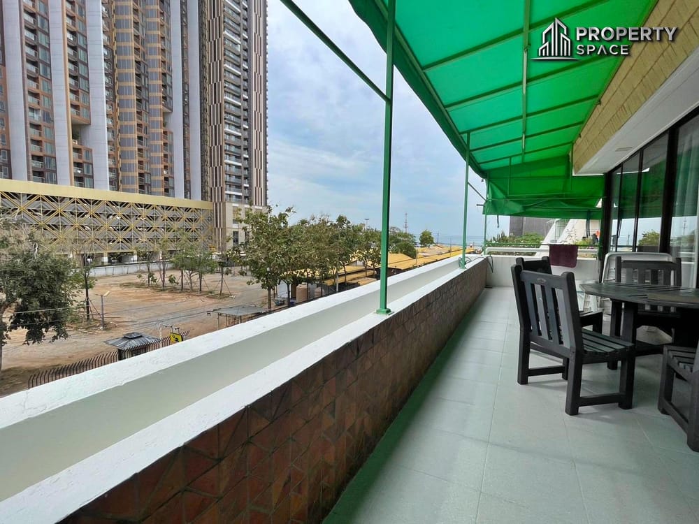 Spacious 2 Bedroom In Panchalae Residences Jomtien For Rent Image 5