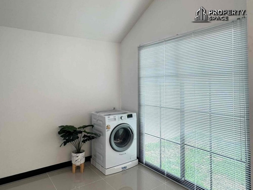 Modern Living 3 Bedroom Pool Villa in Pattaya Paradise 2 For Rent Image 13