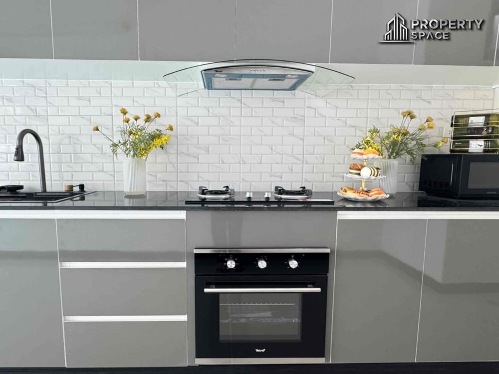 Modern Living 3 Bedroom Pool Villa in Pattaya Paradise 2 For Rent Image 11