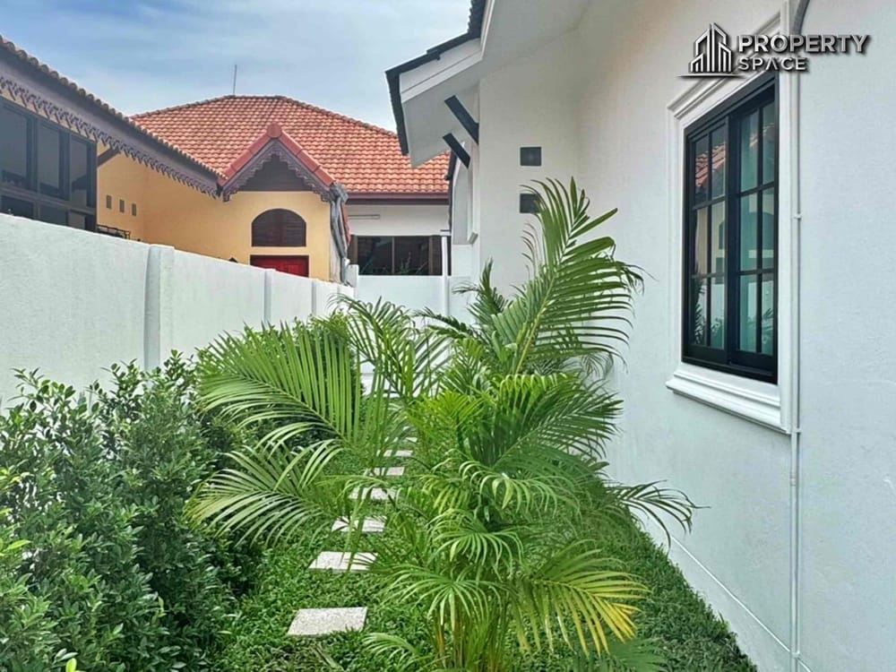 Modern Living 3 Bedroom Pool Villa in Pattaya Paradise 2 For Rent Image 9