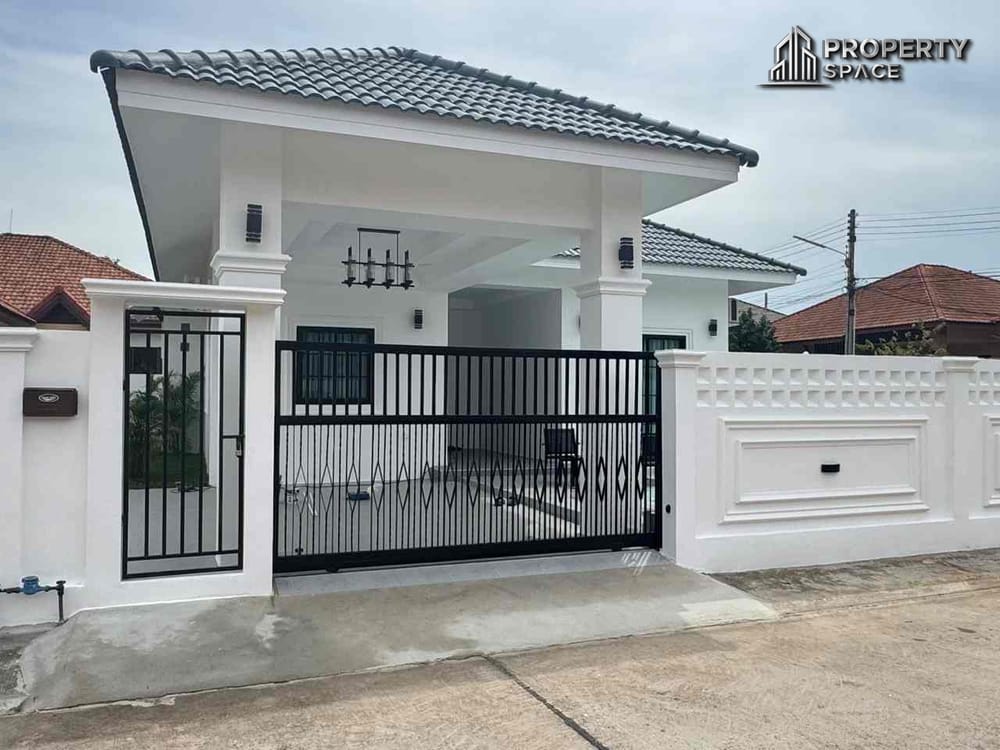 Modern Living 3 Bedroom Pool Villa in Pattaya Paradise 2 For Rent Image 1