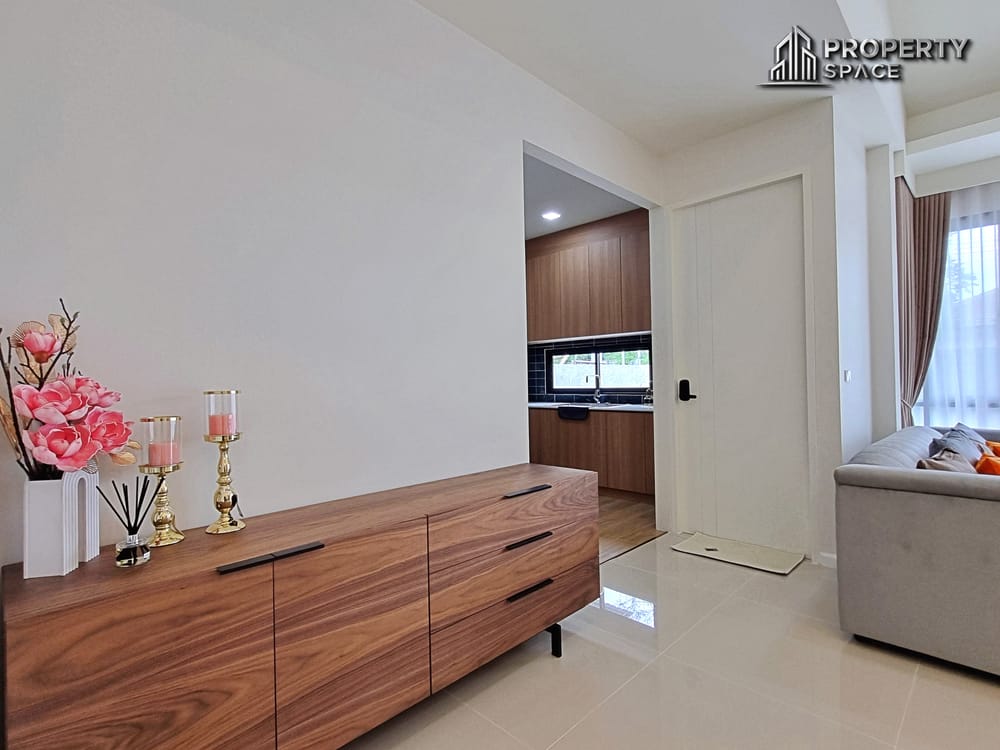 Brand New 4-Bedroom Pool Villa in Huay Yai, Pattaya – For Sale Image 14