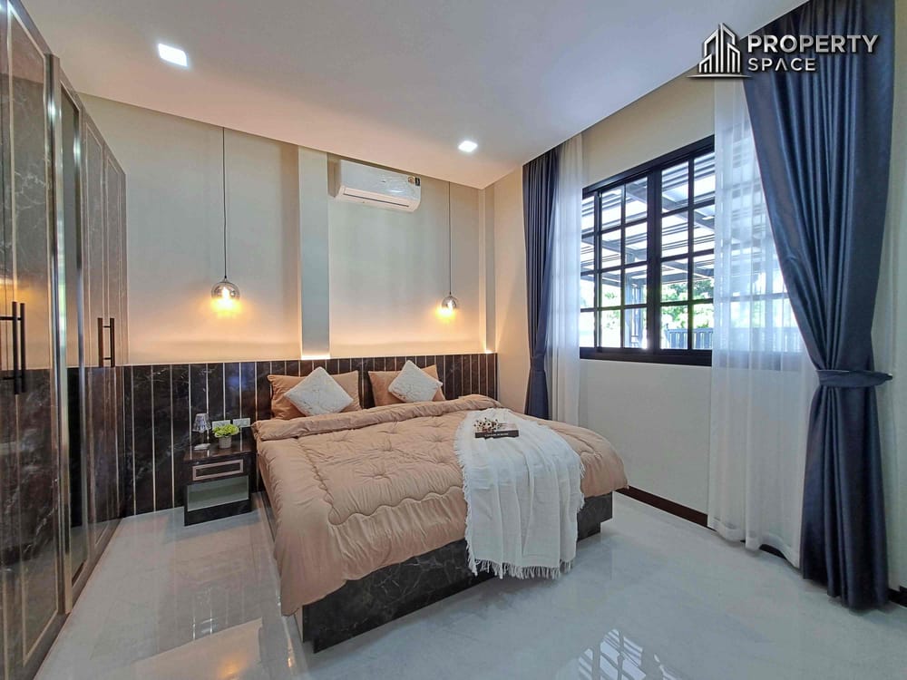 Brand New 4-Bedroom Pool Villa Near Mabprachan Lake, Pattaya – For Sale Image 23