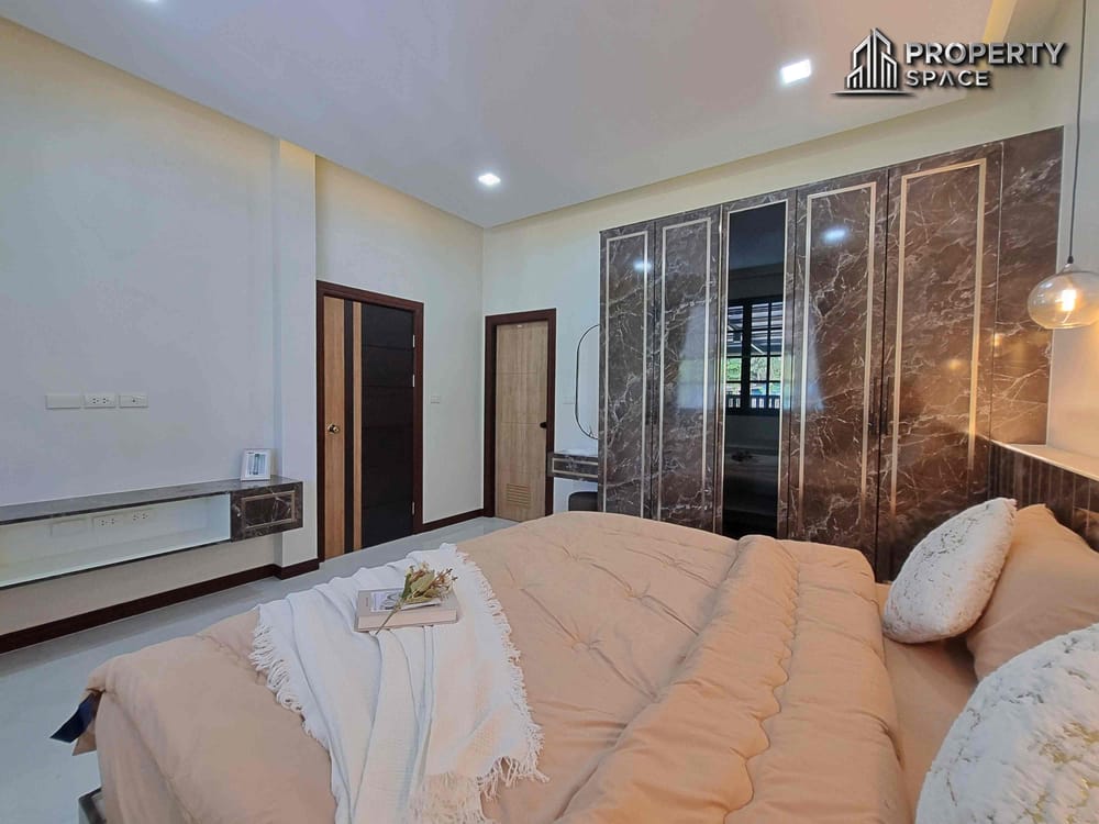 Brand New 4-Bedroom Pool Villa Near Mabprachan Lake, Pattaya – For Sale Image 25