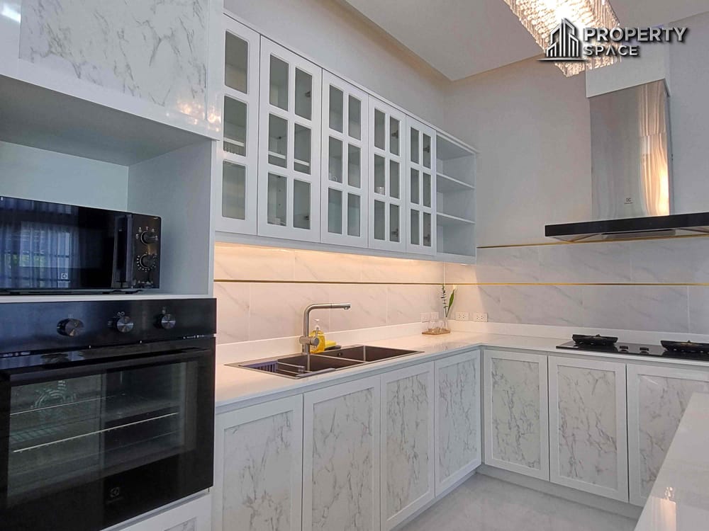 Brand New 4-Bedroom Pool Villa Near Mabprachan Lake, Pattaya – For Sale Image 21