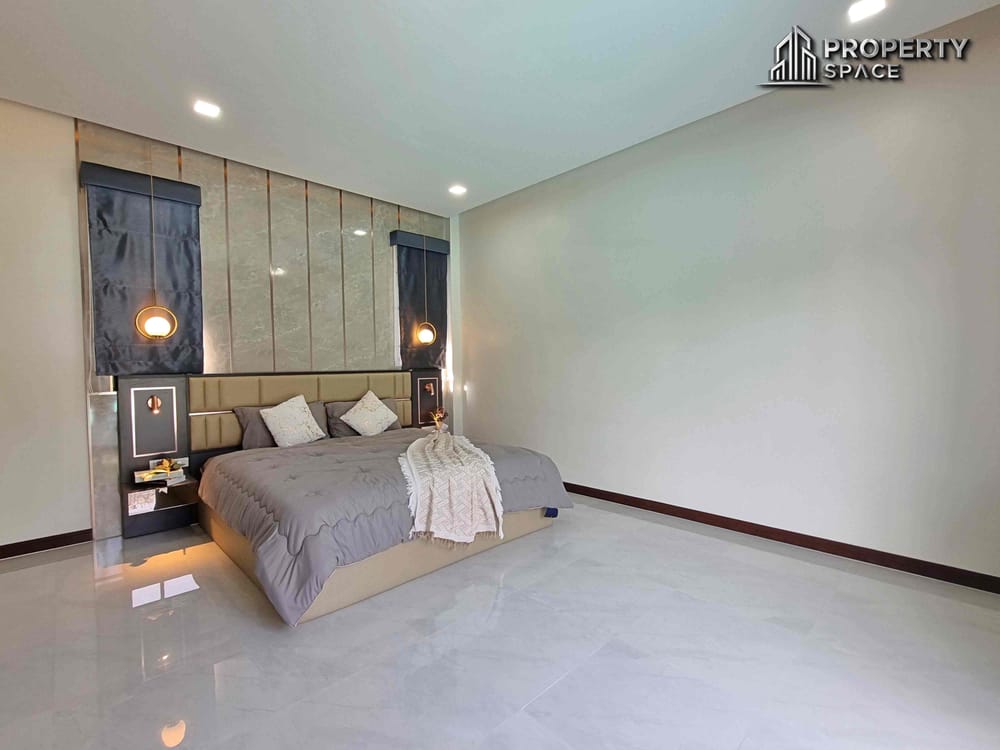 Brand New 4-Bedroom Pool Villa Near Mabprachan Lake, Pattaya – For Sale Image 33