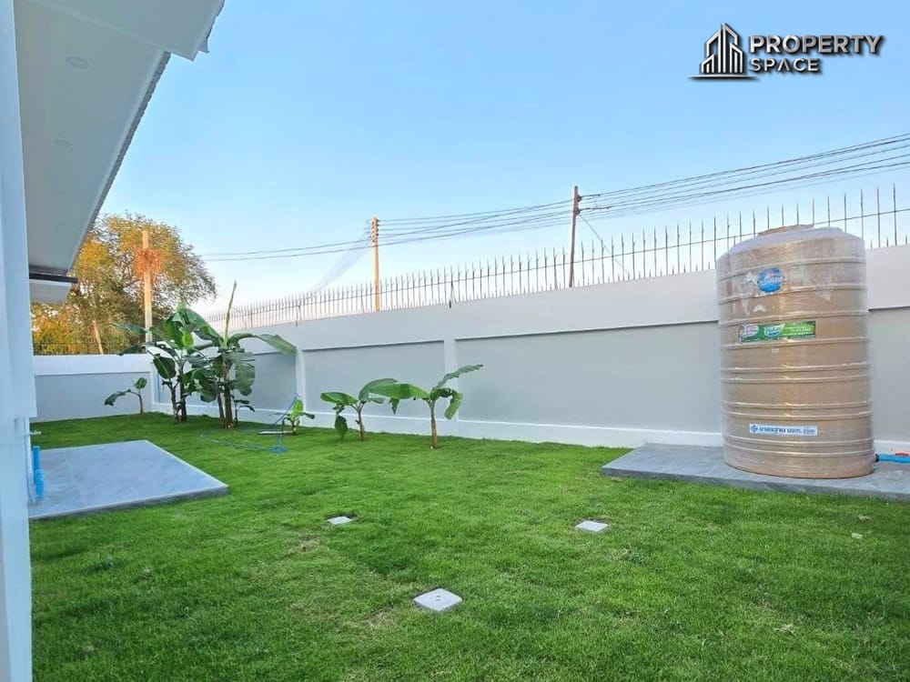 Brand New 4-Bedroom Modern Pool Villa Near Mabprachan Lake, Pattaya – For Sale Image 26