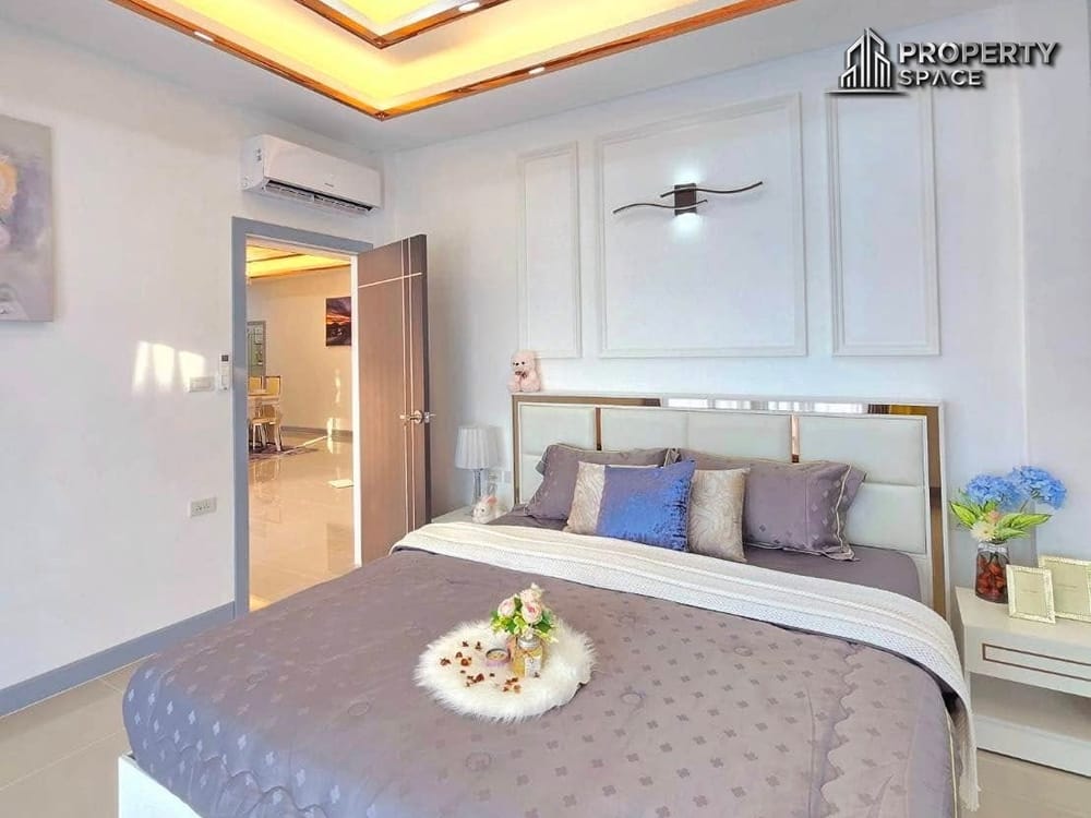 Brand New 4-Bedroom Modern Pool Villa Near Mabprachan Lake, Pattaya – For Sale Image 19