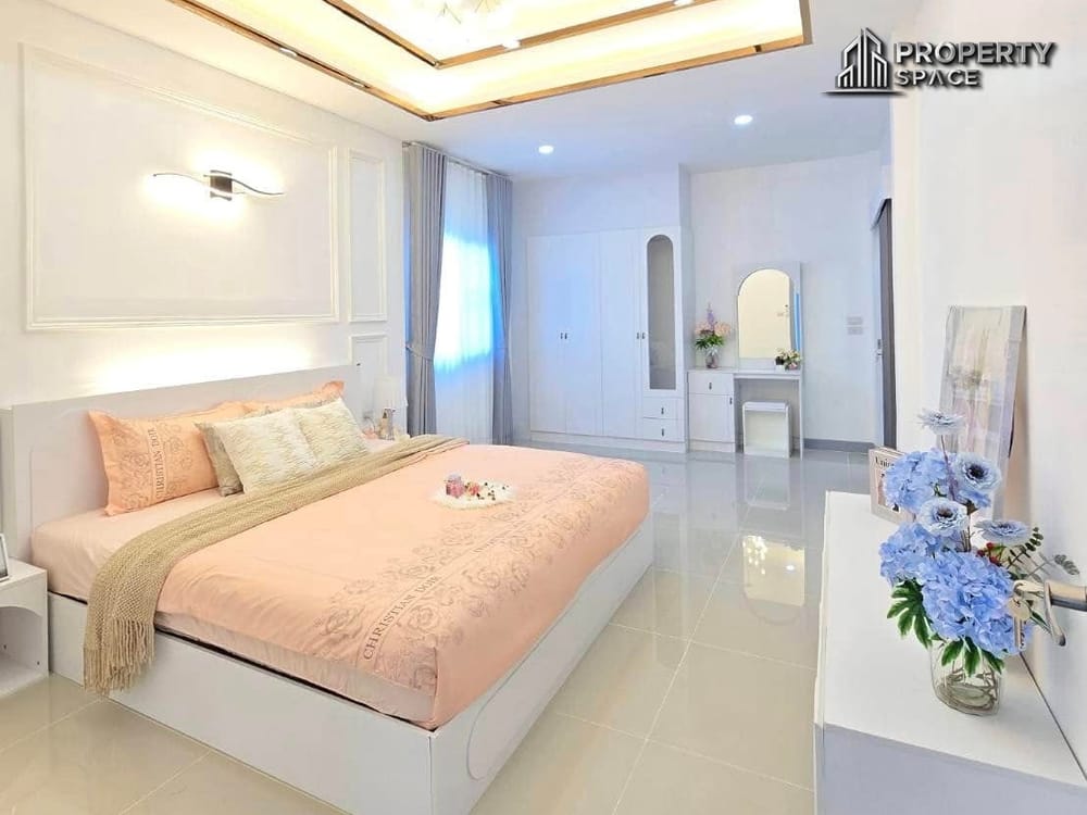 Brand New 4-Bedroom Modern Pool Villa Near Mabprachan Lake, Pattaya – For Sale Image 22