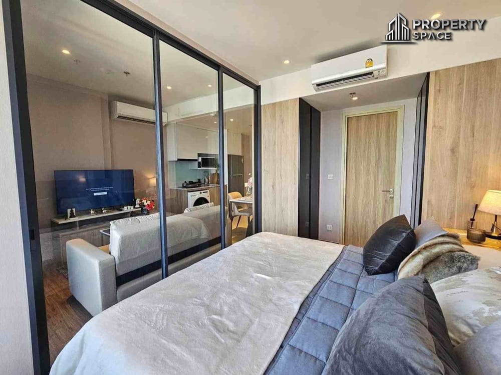 Brand New 1-Bedroom on Floor 19 with Sea View in ONCE Pattaya Condo – For Rent Image 4