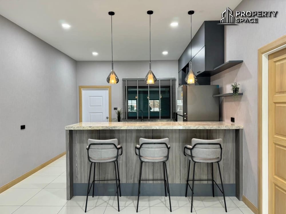 Brand New 3 Bedroom Detached House Near Mabprachan Lake Pattaya For Rent Image 6