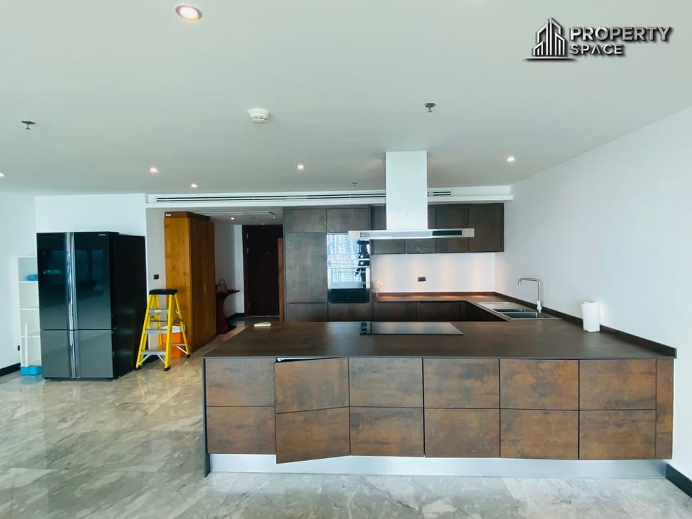 Sea View 2 Bedroom Condo In Sky Residences Pratumnak For Sale Image 6