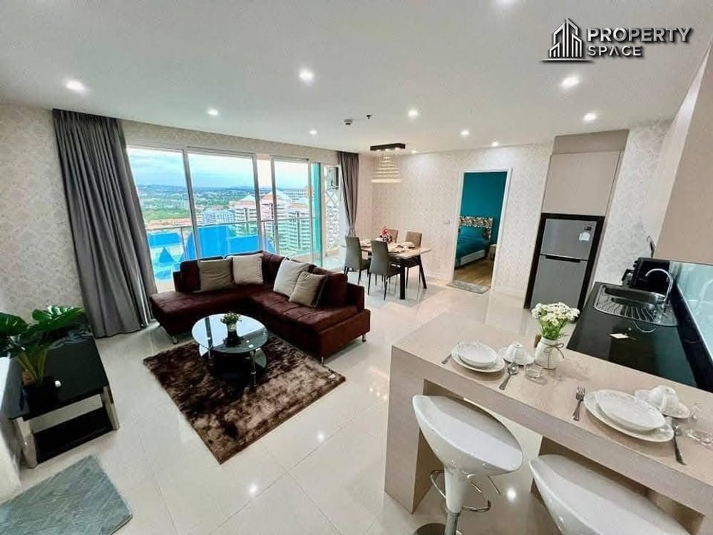 Newly Renovate 2 Bedrooms Pool View in Grande Caribbean Condo For Rent  Image 3