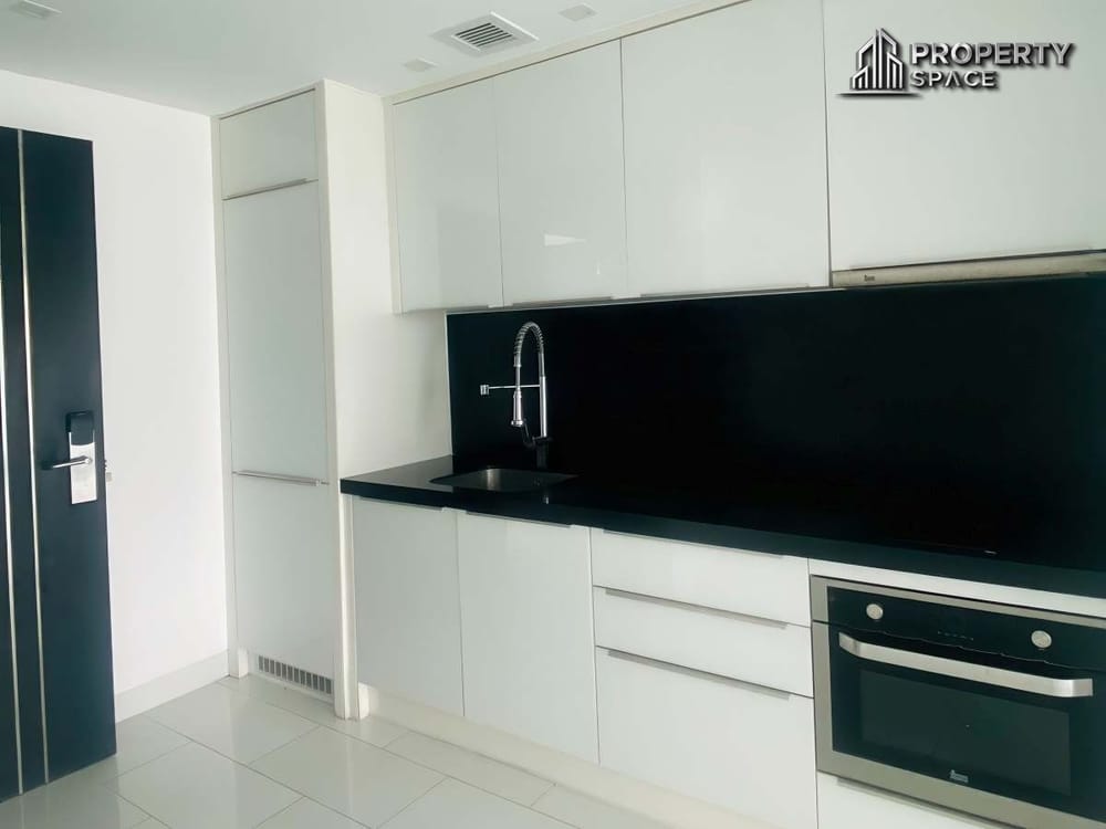 Luxury 2-Bedroom Sea View Condo in Sky Residences, Pratumnak – For Sale Image 6