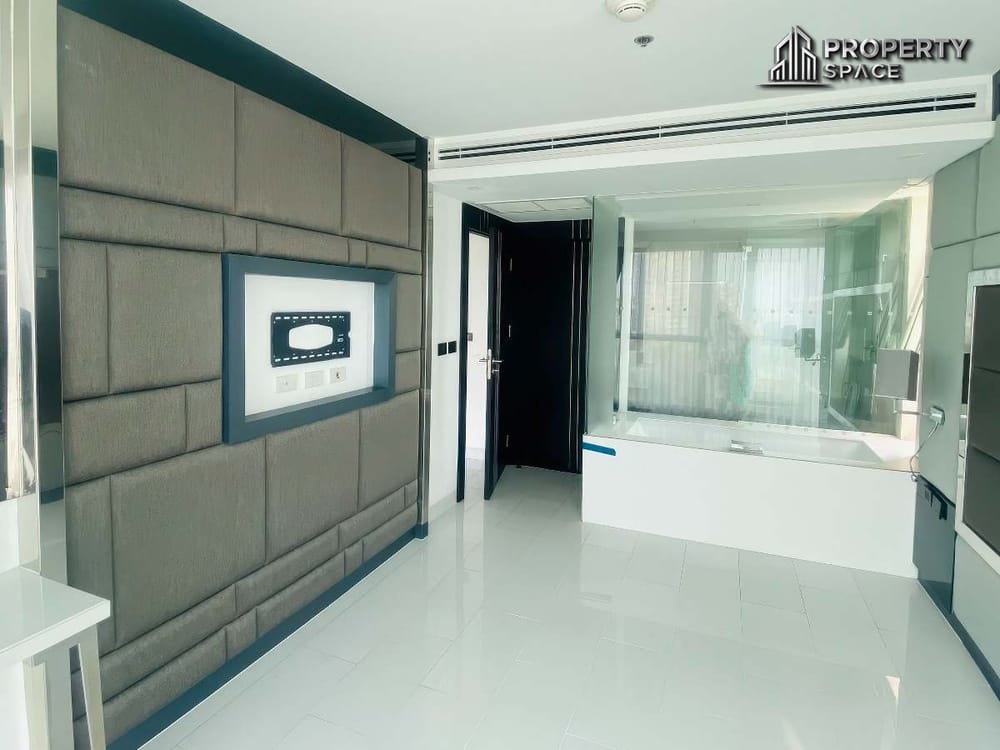 Luxury 2-Bedroom Sea View Condo in Sky Residences, Pratumnak – For Sale Image 7