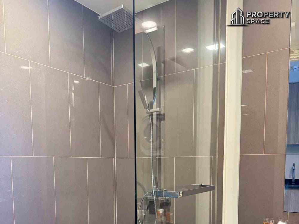 Beachfront Living! Sea View Studio in Zire Wongamat, Pattaya – For Rent Image 6