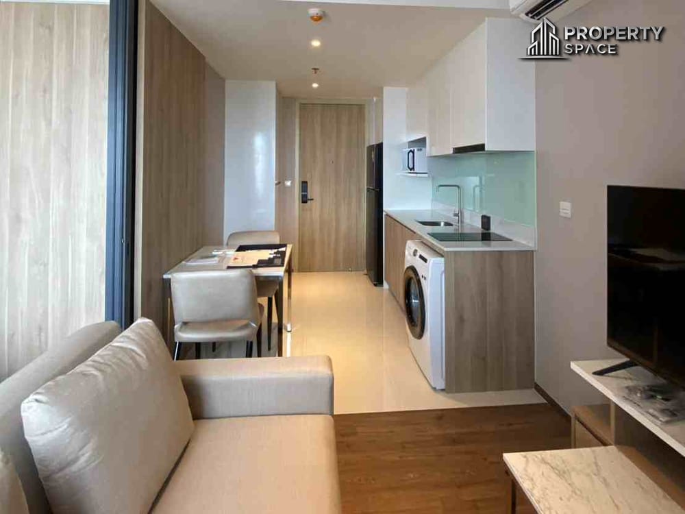 Luxury High-Rise 1-Bedroom in Once Pattaya Condominium – For Sale Image 1