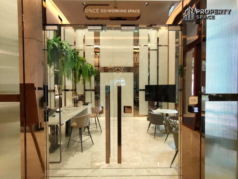 Luxury High-Rise 1-Bedroom in Once Pattaya Condominium – For Sale Image 11