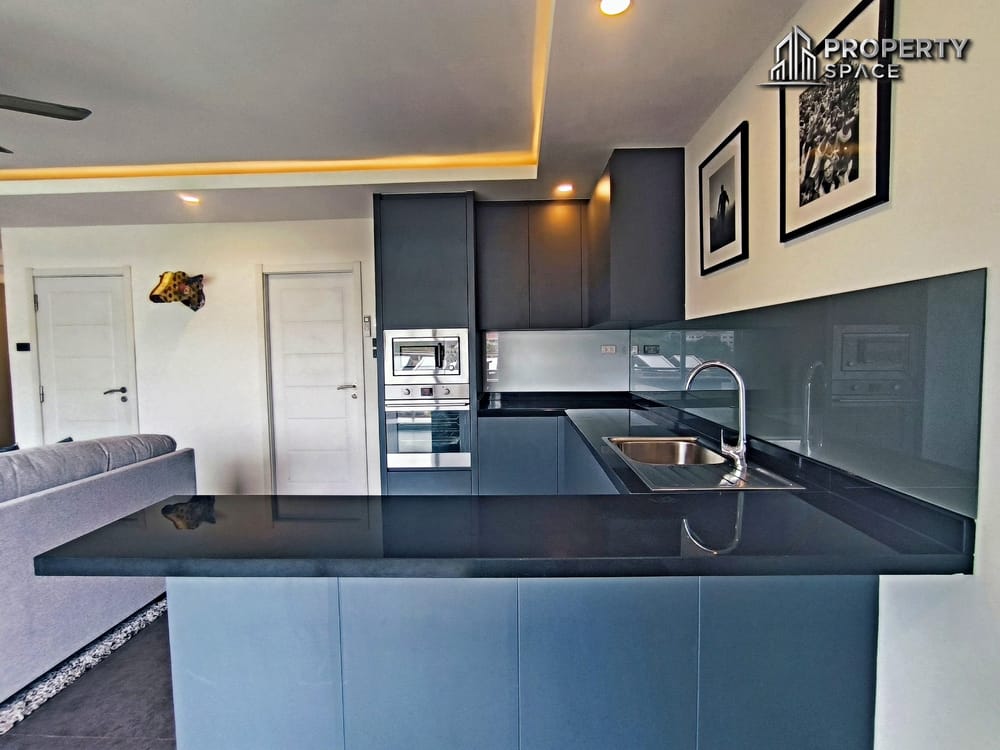 Hot Price Alert! 1-Bedroom Foreigner Quota in Tudor Court Condo, Pratumnak – For Sale Image 8