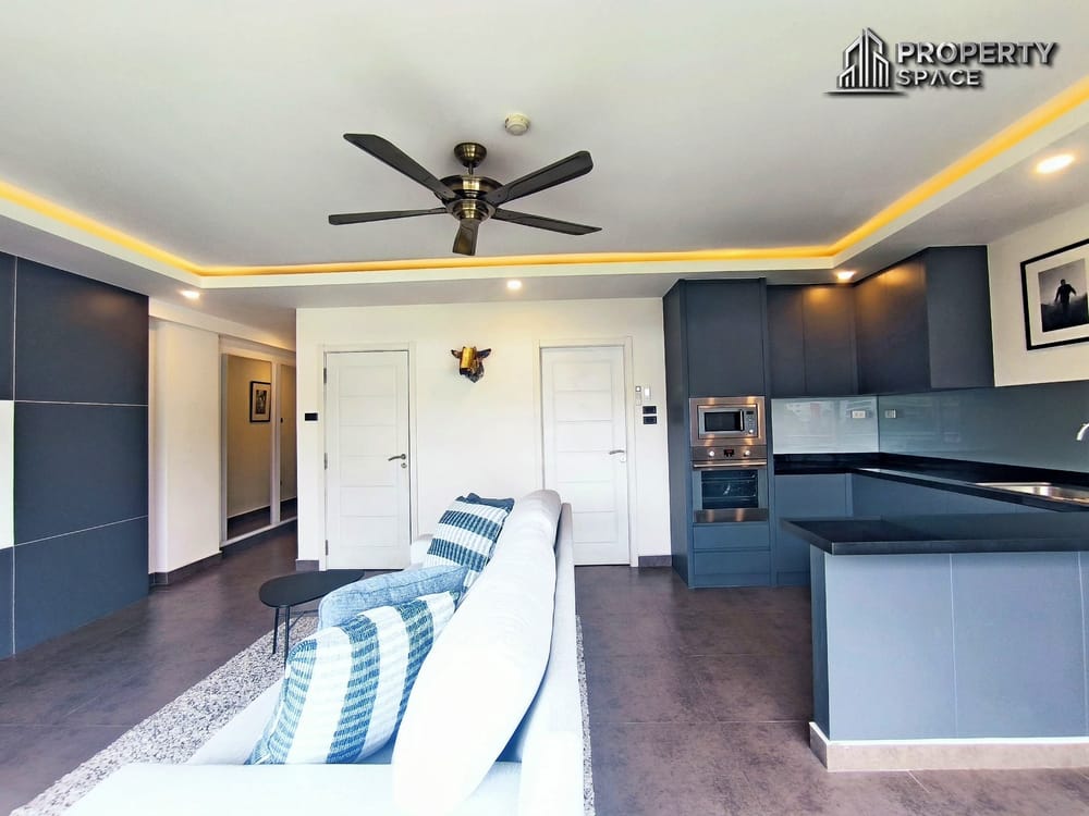 Hot Price Alert! 1-Bedroom Foreigner Quota in Tudor Court Condo, Pratumnak – For Sale Image 6