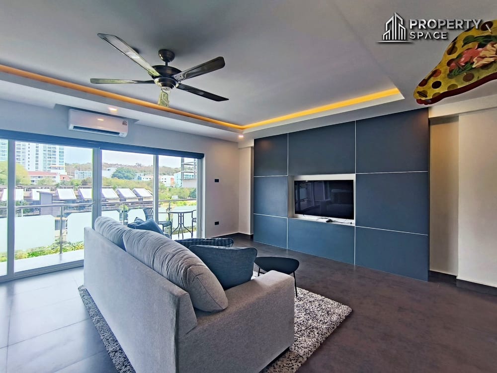Hot Price Alert! 1-Bedroom Foreigner Quota in Tudor Court Condo, Pratumnak – For Sale Image 4