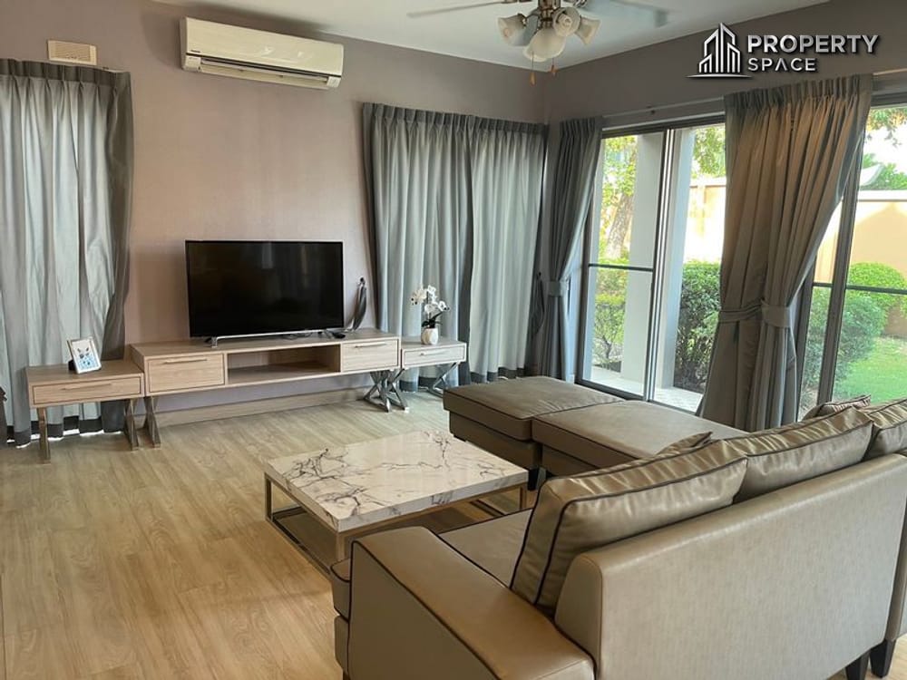 Family-Friendly 4-Bedroom Pool Villa for Rent Near Regent International School, Pattaya Image 5