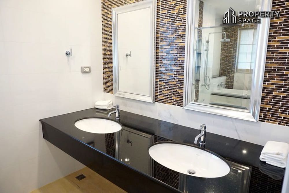 Family-Friendly 4-Bedroom Pool Villa for Rent Near Regent International School, Pattaya Image 11