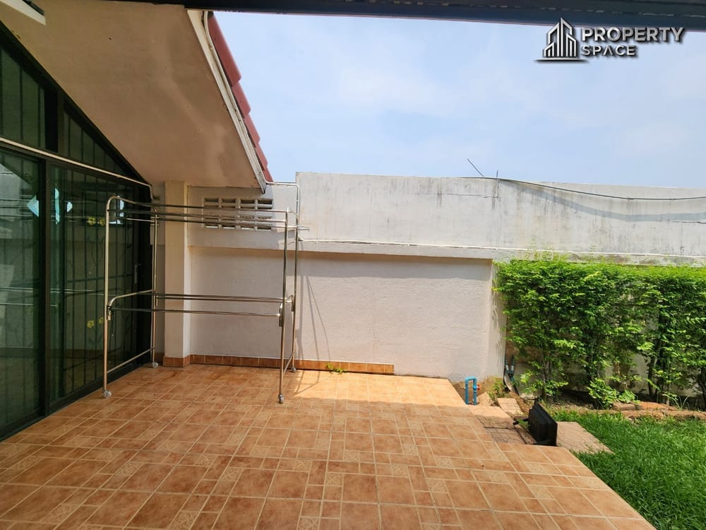Single-Story 3-Bedroom House For Rent In Khao Talo Pattaya Image 29