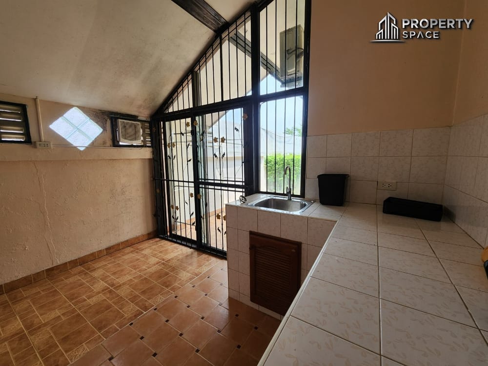 Single-Story 3-Bedroom House For Rent In Khao Talo Pattaya Image 26