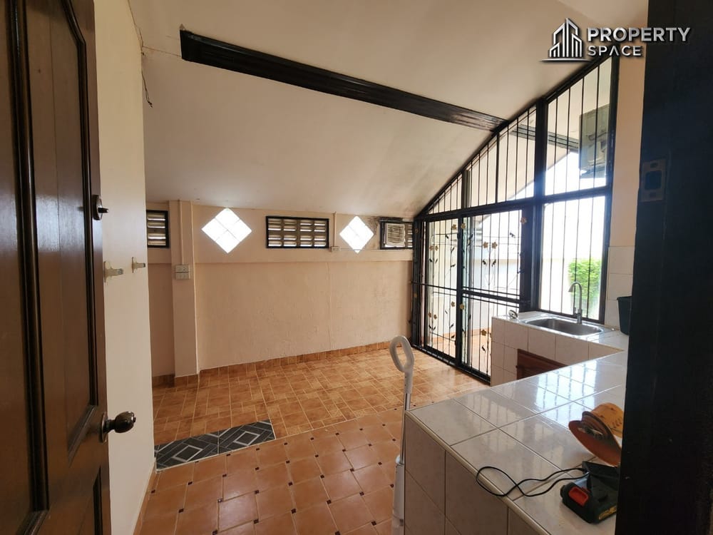 Single-Story 3-Bedroom House For Rent In Khao Talo Pattaya Image 25