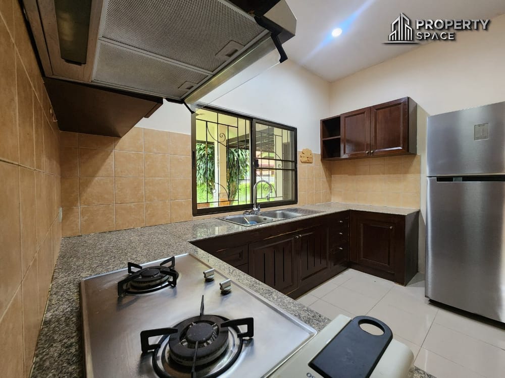 Single-Story 3-Bedroom House For Rent In Khao Talo Pattaya Image 11