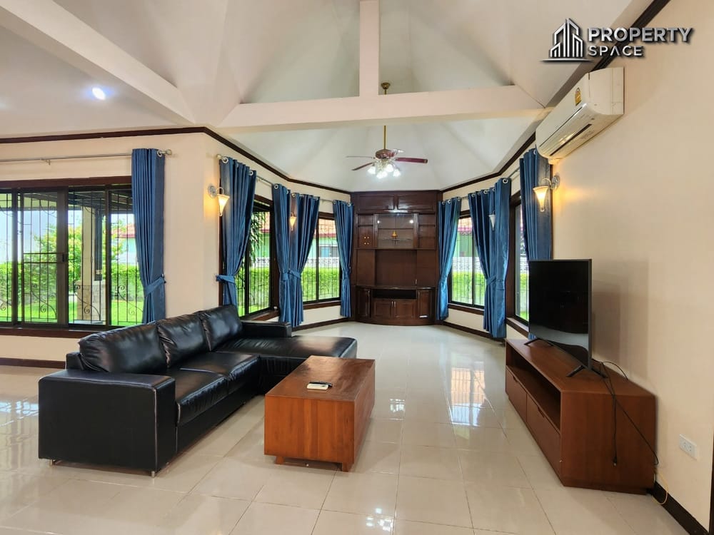 Single-Story 3-Bedroom House For Rent In Khao Talo Pattaya Image 5