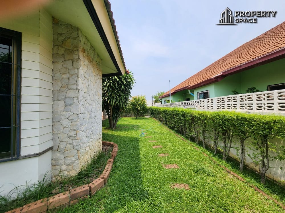 Single-Story 3-Bedroom House For Rent In Khao Talo Pattaya Image 32