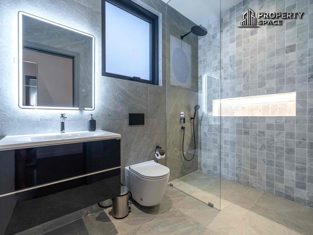 Grand 6 Bedroom Luxury Pool Villa In Siam Royal View Pattaya Luxury Village For Sale  Image 32