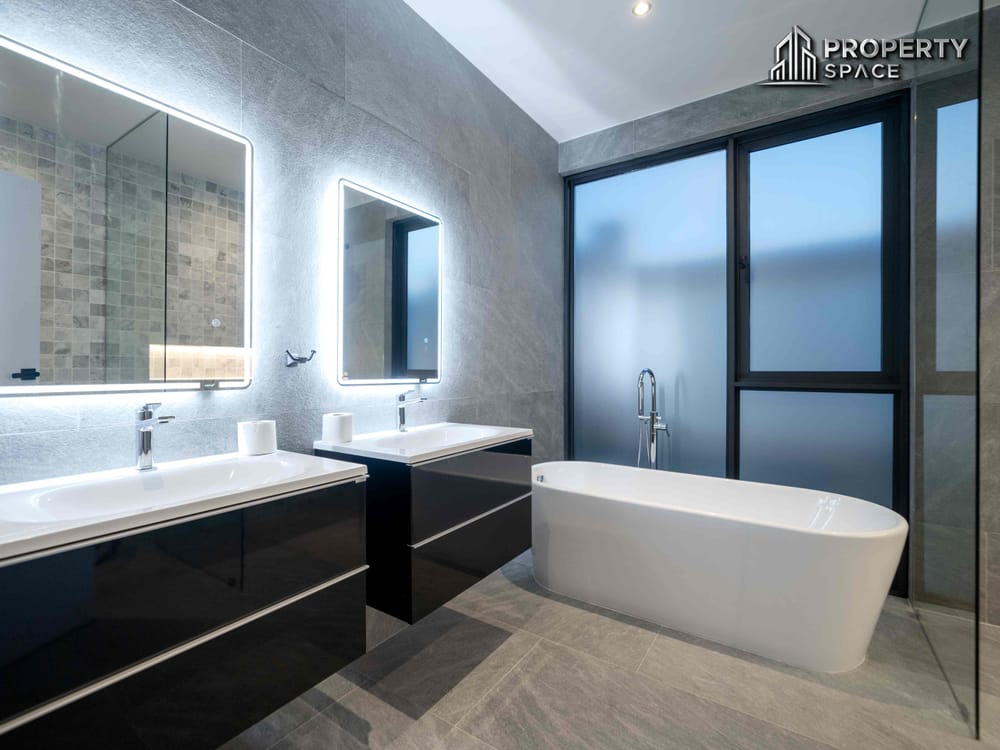 Grand 6 Bedroom Luxury Pool Villa In Siam Royal View Pattaya Luxury Village For Sale  Image 30