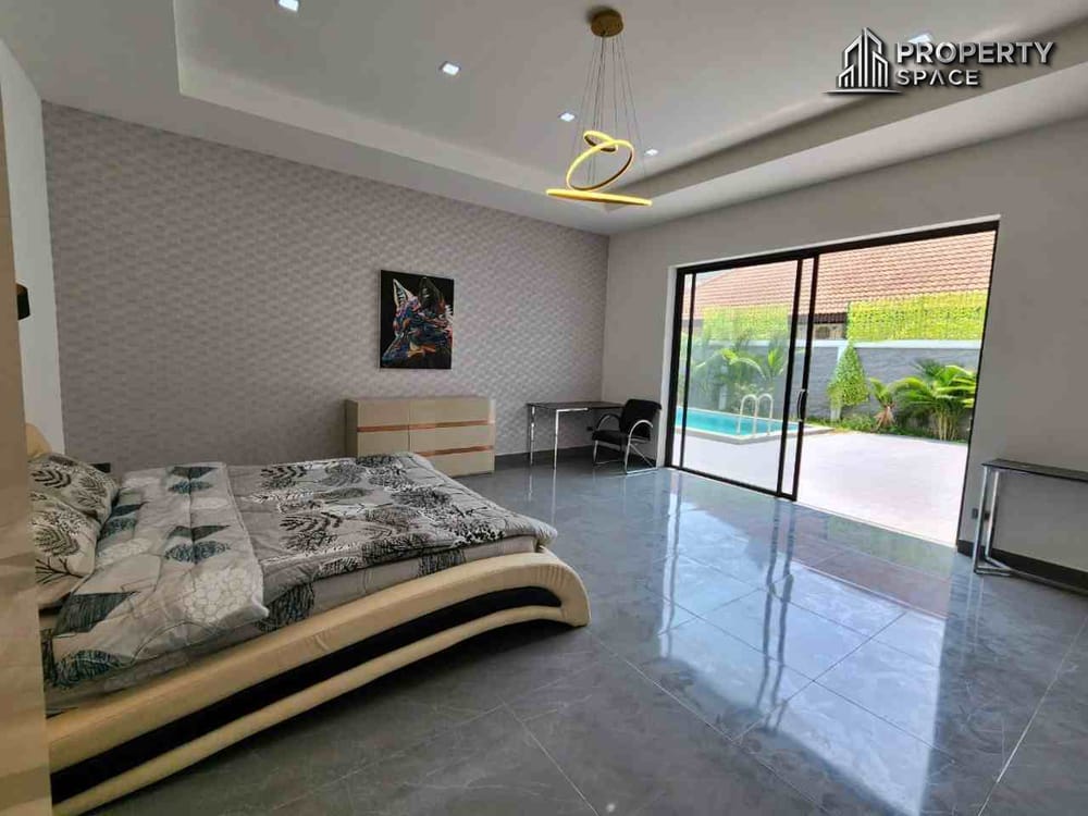 Brand New Ultra Luxury 6 Bedroom Pool Villa In the Heart of Pratumnak For Sale Image 16