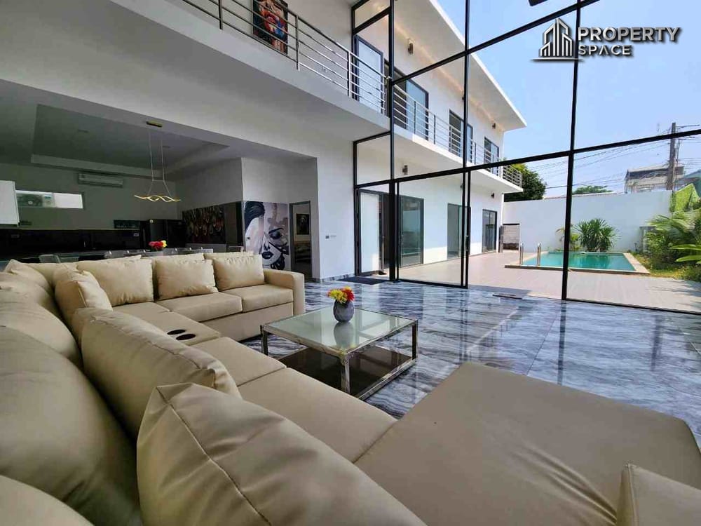 Brand New Ultra Luxury 6 Bedroom Pool Villa In the Heart of Pratumnak For Sale Image 5