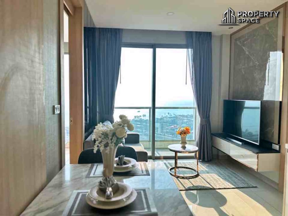 Luxury 2 Bedrooms Semi-Corner Unit at The Riviera Jomtien - For Rent  Image 3
