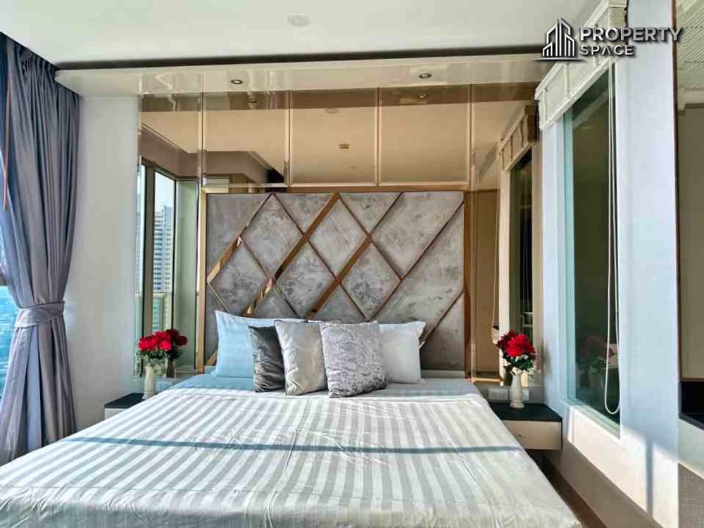 Luxury 2 Bedrooms Semi-Corner Unit at The Riviera Jomtien - For Rent  Image 6