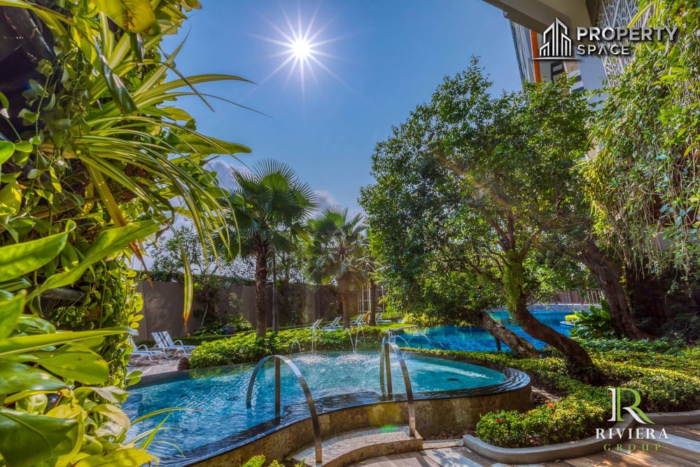 Luxury 2 Bedrooms Semi-Corner Unit at The Riviera Jomtien - For Rent  Image 23