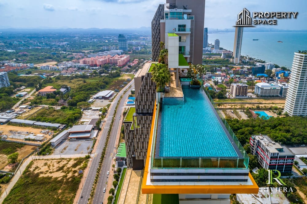 Luxury 2 Bedrooms Semi-Corner Unit at The Riviera Jomtien - For Rent  Image 13