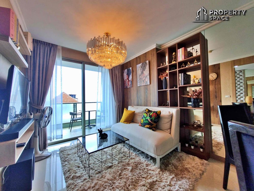 Luxury 1-Bedroom Sea View Condo in The Riviera Jomtien (47 SQM) – Sale & Rent Image 1