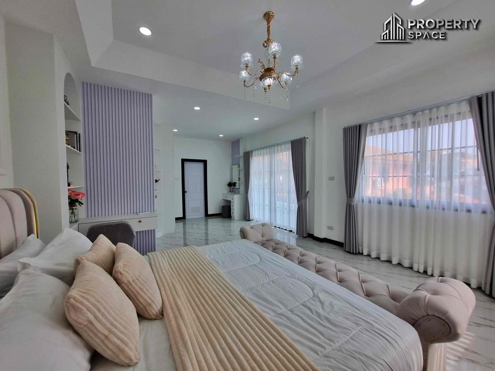 3 Bedroom Luxury Pool Villa In East Pattaya Close To Big C South Pattaya For Sale Image 30