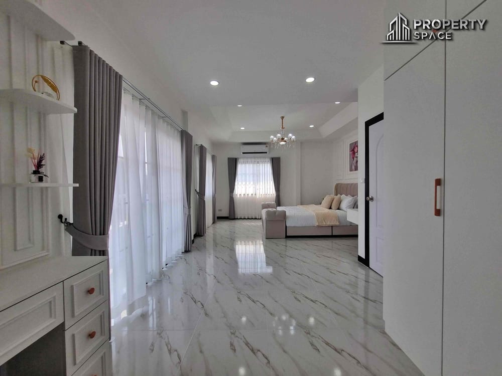 3 Bedroom Luxury Pool Villa In East Pattaya Close To Big C South Pattaya For Sale Image 31