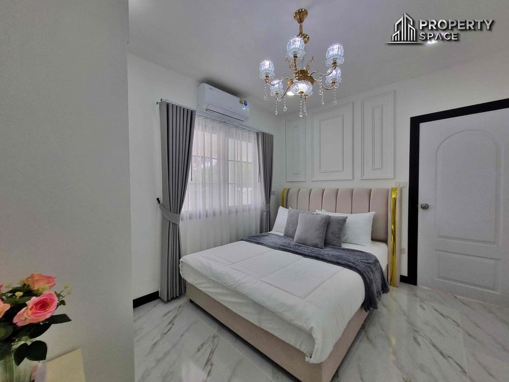 3 Bedroom Luxury Pool Villa In East Pattaya Close To Big C South Pattaya For Sale Image 40