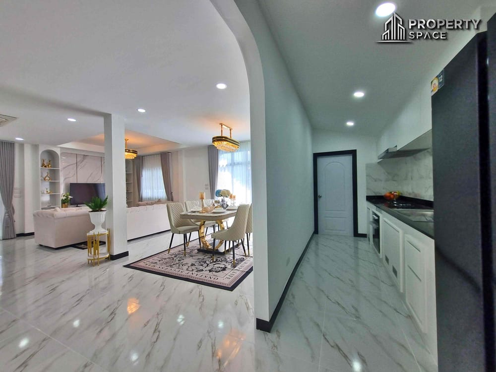 3 Bedroom Luxury Pool Villa In East Pattaya Close To Big C South Pattaya For Sale Image 19