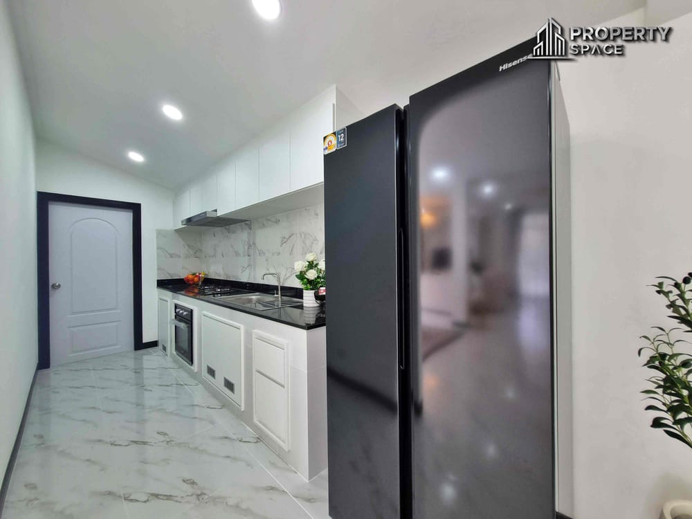 3 Bedroom Luxury Pool Villa In East Pattaya Close To Big C South Pattaya For Sale Image 20