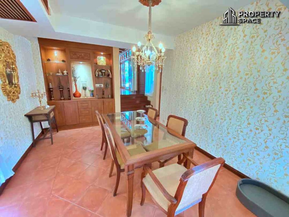 Luxurious 4 Bedroom Pool Villa In Na Jomtien Pattaya For Rent Image 7