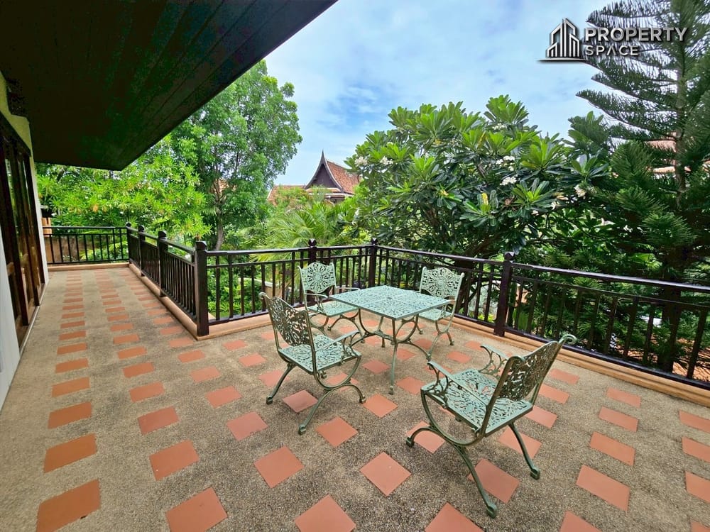 Luxurious 4 Bedroom Pool Villa In Na Jomtien Pattaya For Rent Image 33