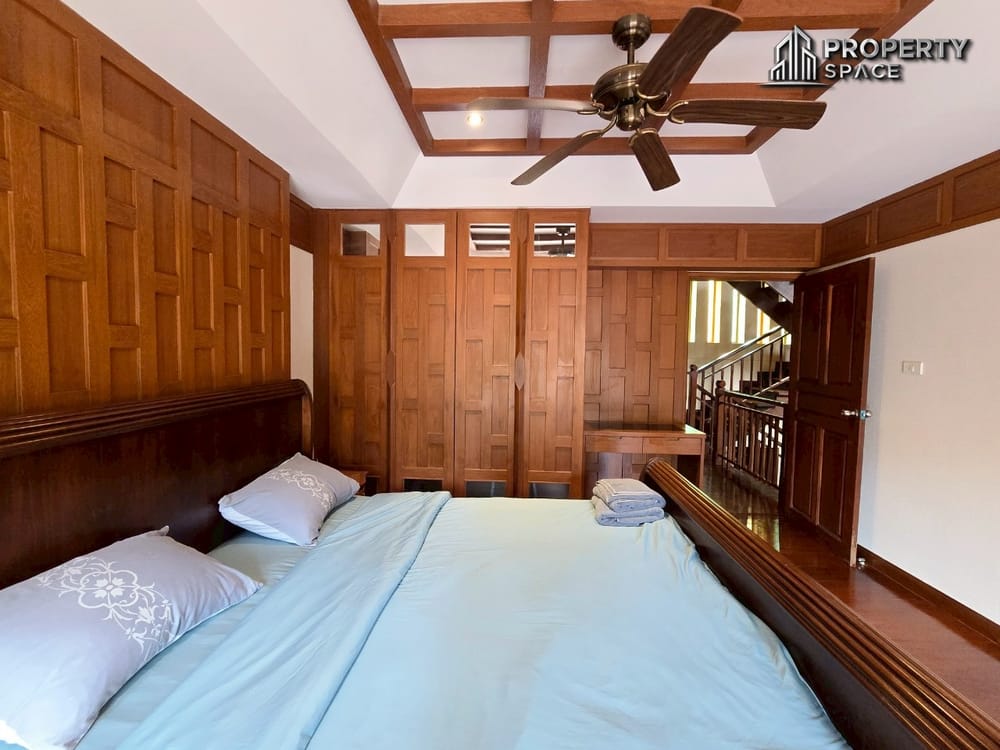 Luxurious 4 Bedroom Pool Villa In Na Jomtien Pattaya For Rent Image 21